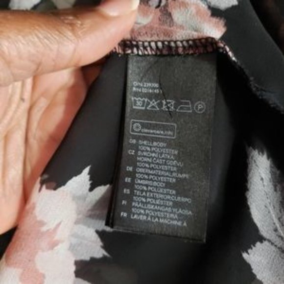 H&M DIVIDED floral belted Kimono large - Picture 6 of 8